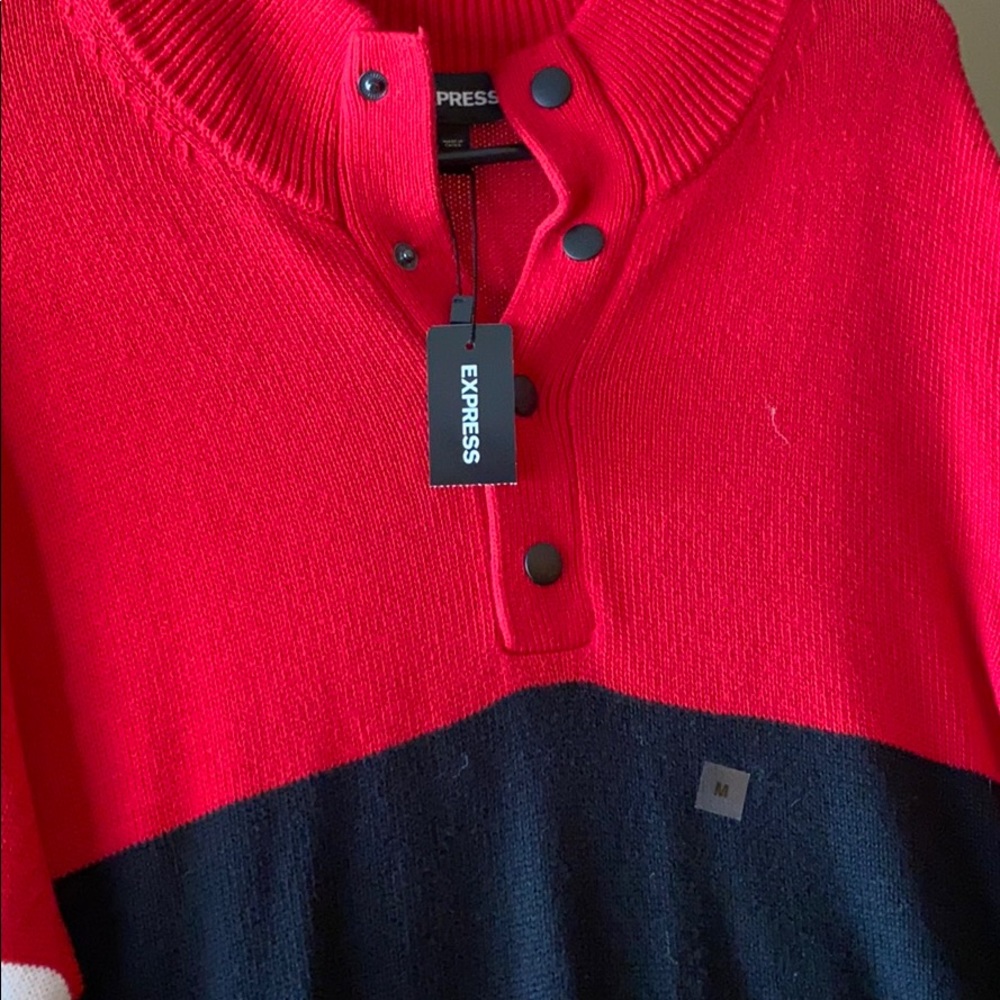 Sweater - Picture 5 of 5